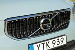 Volvo XC40 D4 Momentum 2017 года (WW)